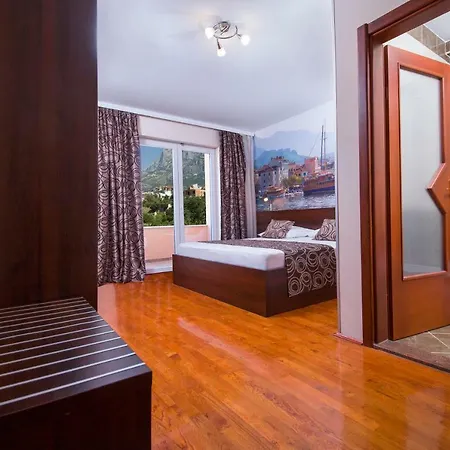 Art ماكارسكا