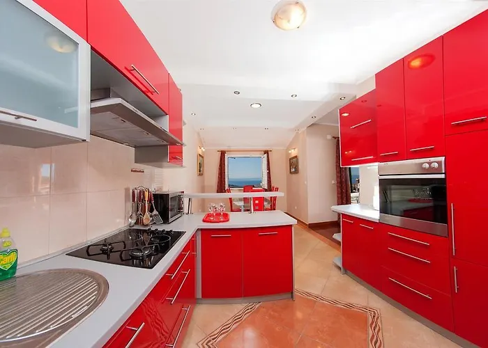 Art * מאקרסקה